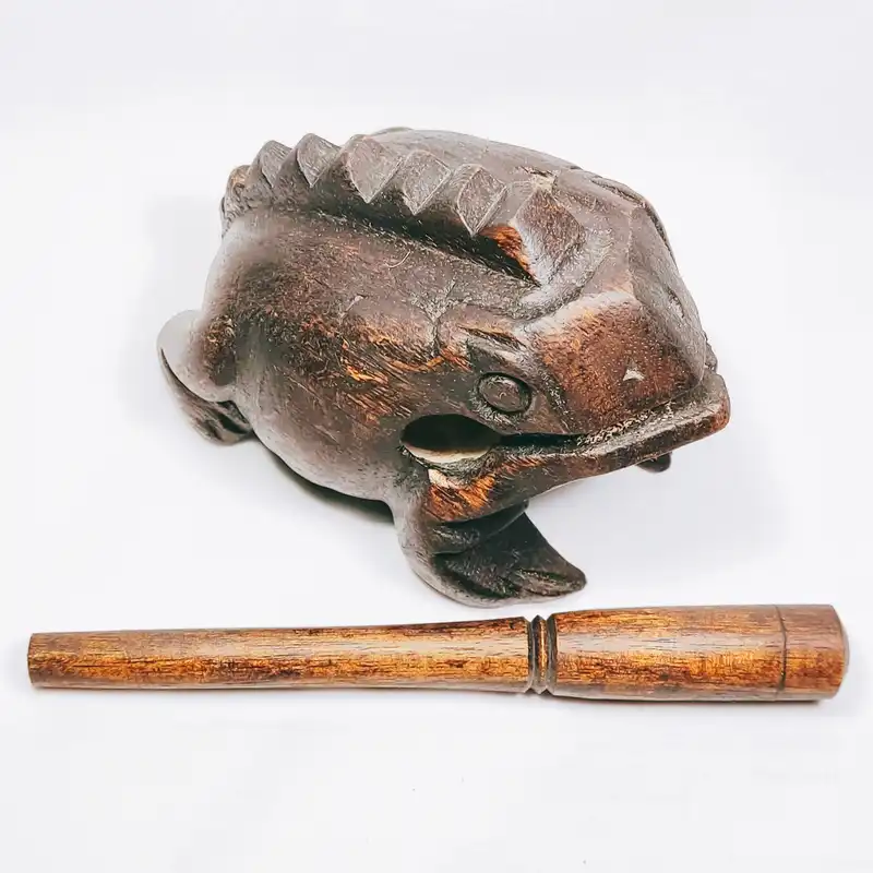 مجسمه چوبی مدل  قورباغه کد 096-4