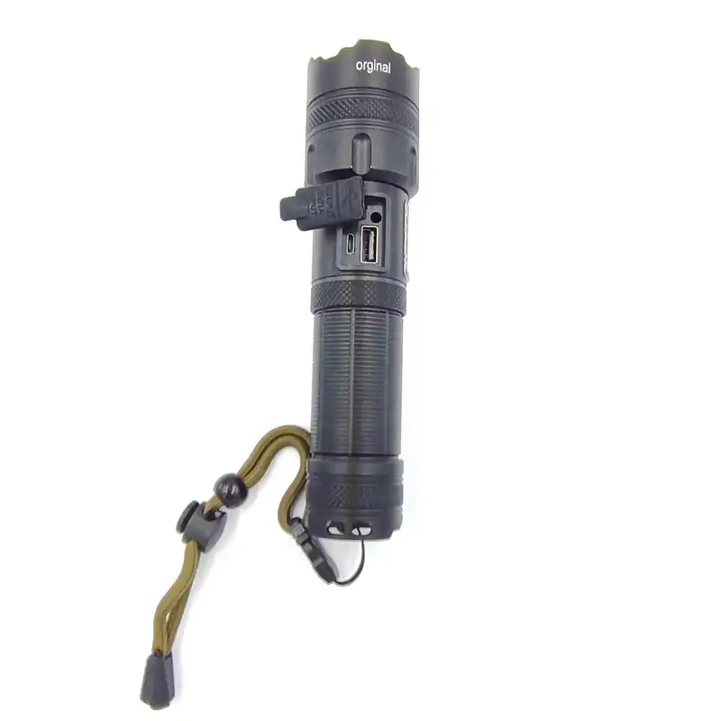 چراغ قوه مدل  zoomer light