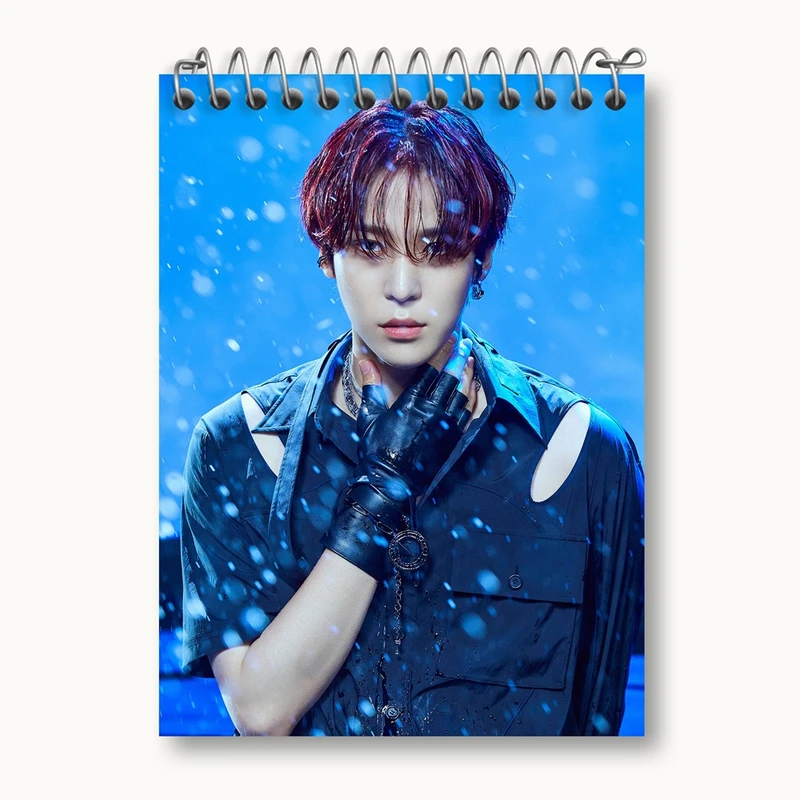 دفتر یادداشت 50 برگ خندالو مدل یونهو گروه ایتیز ATEEZ کد 12314