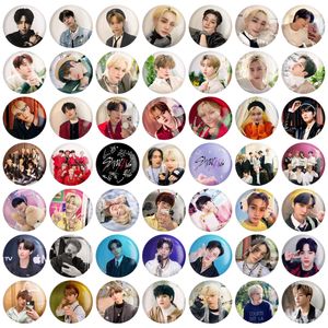 مگنت خندالو مدل گروه استری کیدز Stray Kids کد 43 مجموعه 49 عددی