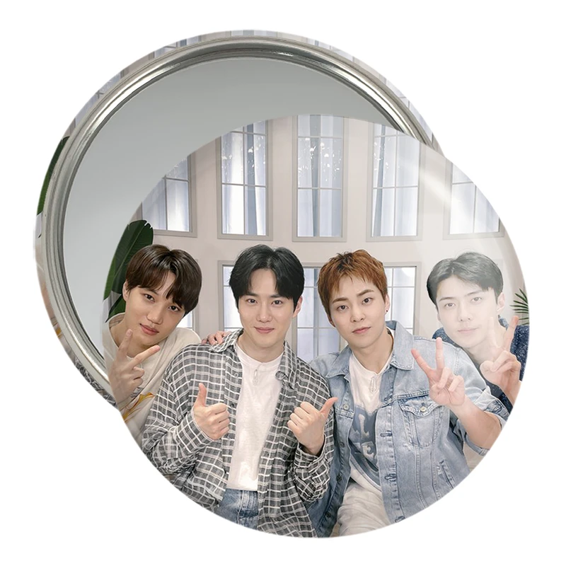 آینه جیبی خندالو مدل گروه اکسو EXO  کد 16790