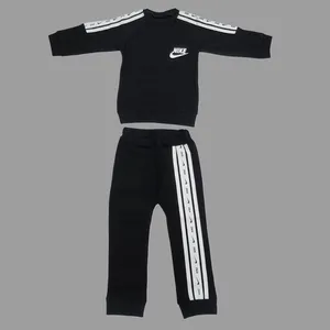 ست تی‌شرت آستین بلند و شلوار راحتی بچگانه مدل 33