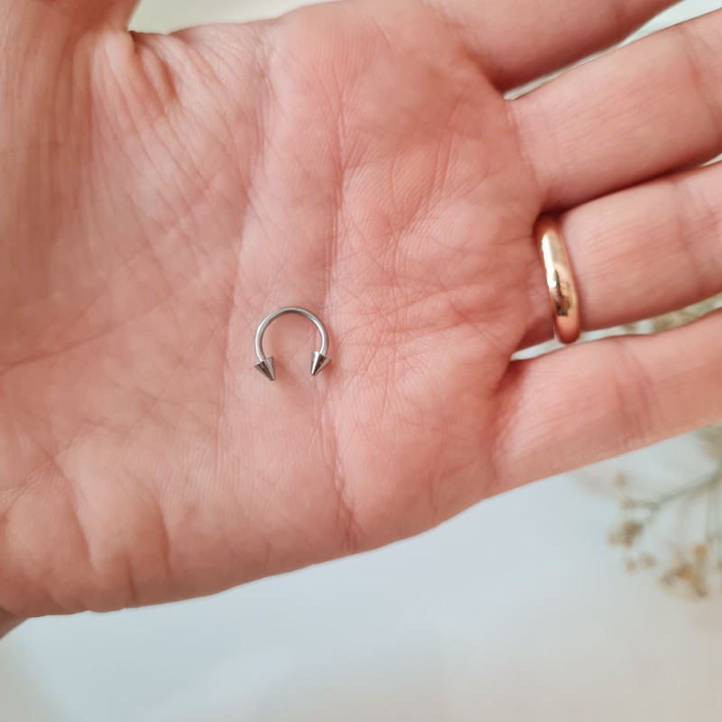 پیرسینگ مدل منحنی تیغی کد RS پیرسینگ مدل منحنی تیغی کد RS