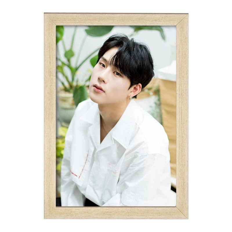 تابلو خندالو مدل جوهان گروه MONSTA X  کد 21128