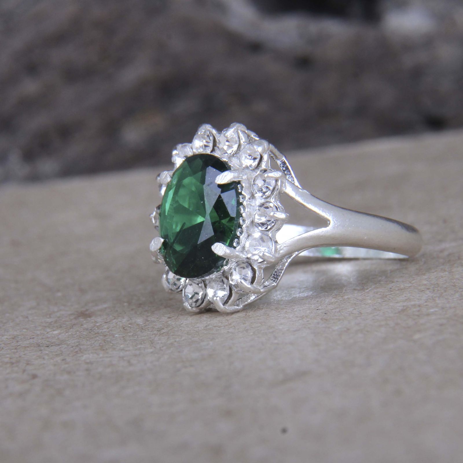 انگشتر نقره زنانه مدل کوارتز تراش جواهری مخراج برلیان بدون ریزش کد AW_706 -  - 3