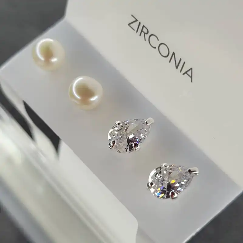 گوشواره نقره زنانه آی ام مدل اشک با کریستال زیرکنیا مجموعه دو عددی