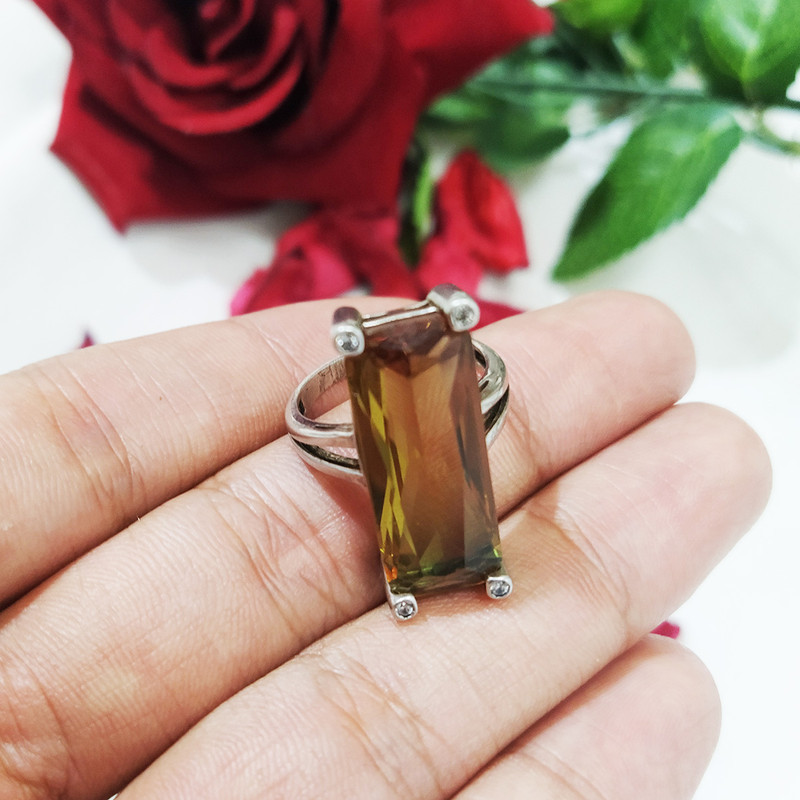 انگشتر نقره زنانه سلین کالا مدل الکساندریت ce-As111 انگشتر نقره زنانه سلین کالا مدل الکساندریت ce-As111