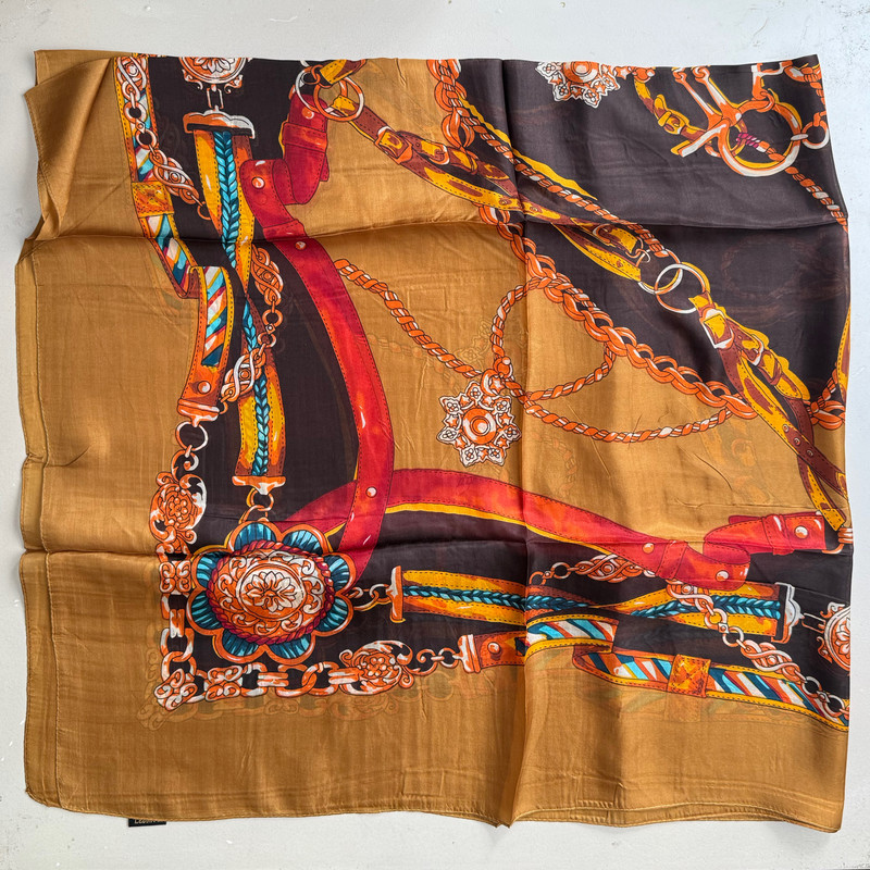 روسری زنانه مدل حریر ابریشم زنجیره ای کد 02