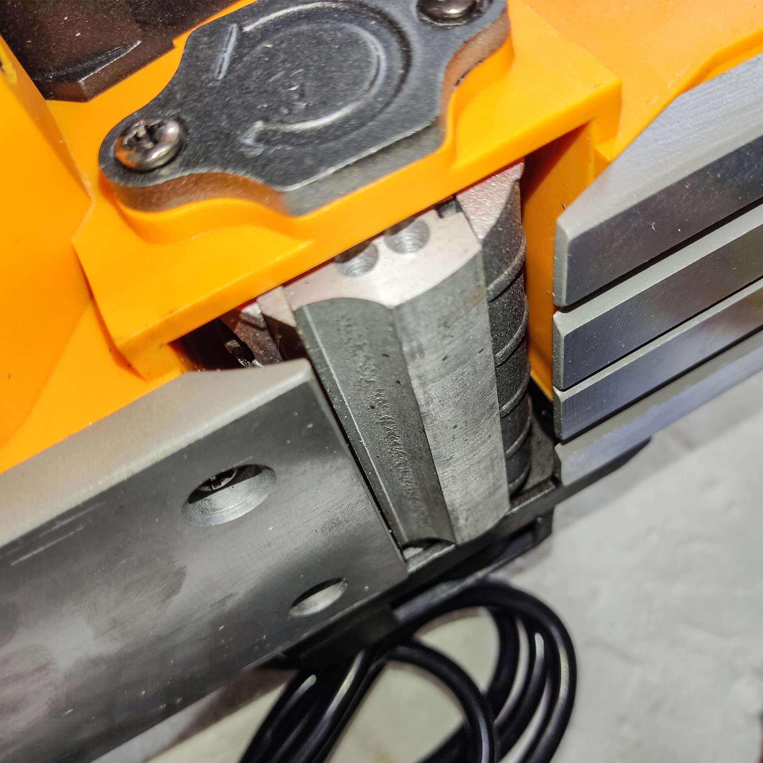 رنده برقی دینگیشی مدل ART : 109001