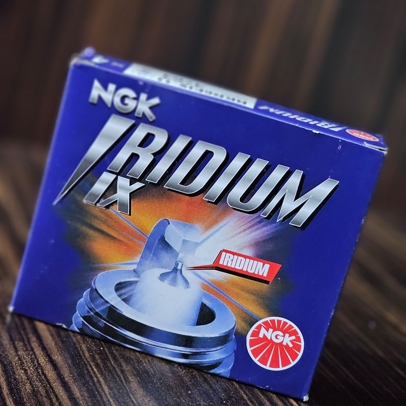 شمع خودرو ان جی کی مدل ایریدیوم BKR6EIX-11  IX - بسته 4 عددی