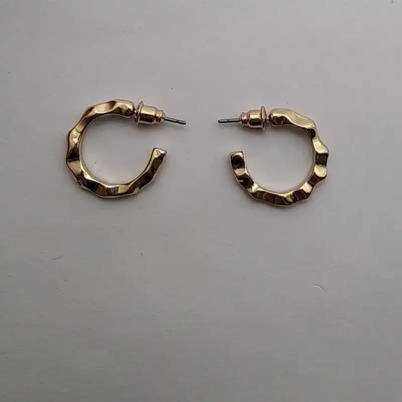 گوشواره زنانه اکسسورایز مدل حلقه ای کد H82