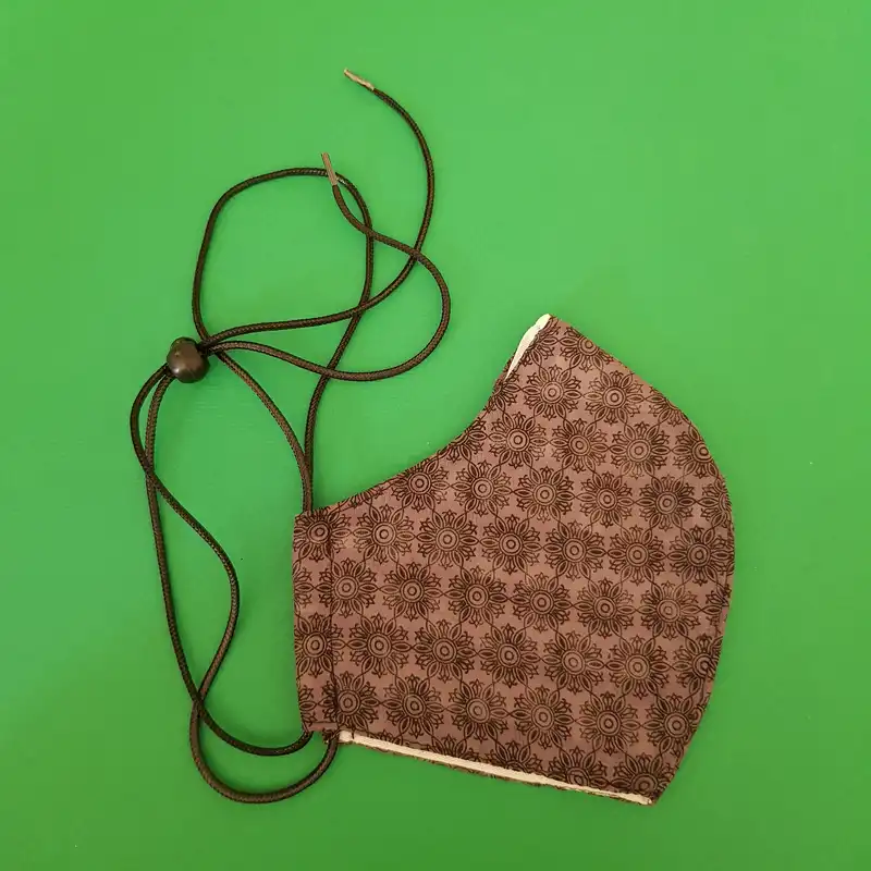 ماسک پارچه ای زنانه مدل 8