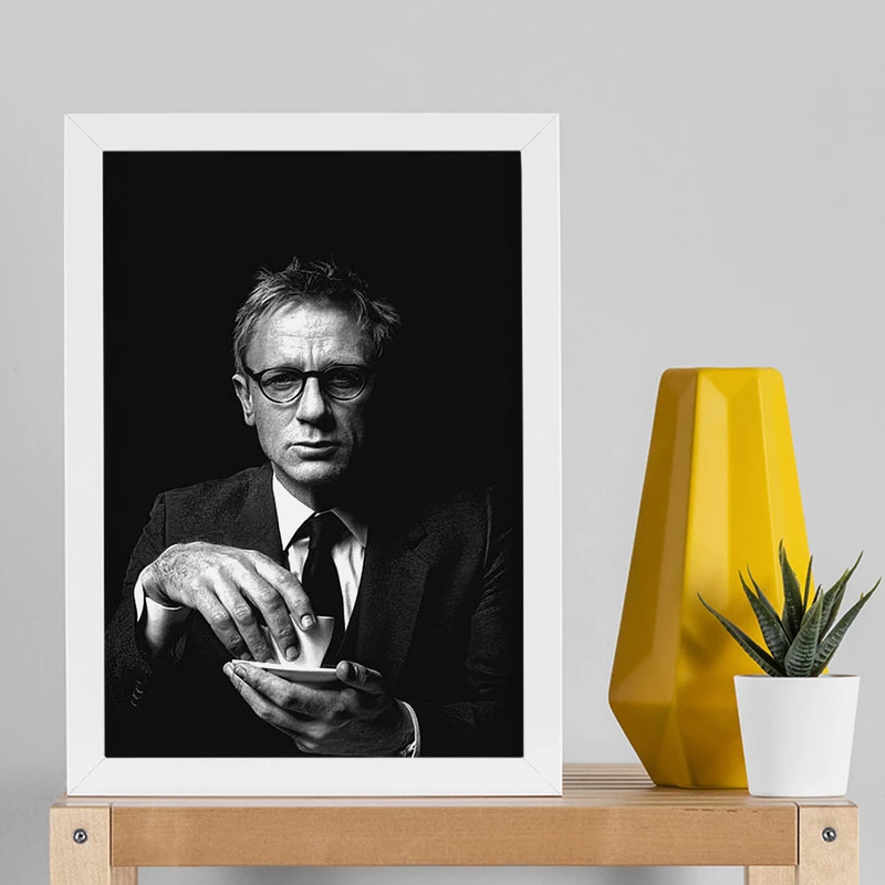 تابلو صبا طرح مدل دکوراتیو طرح دنیل کریگ کد sw