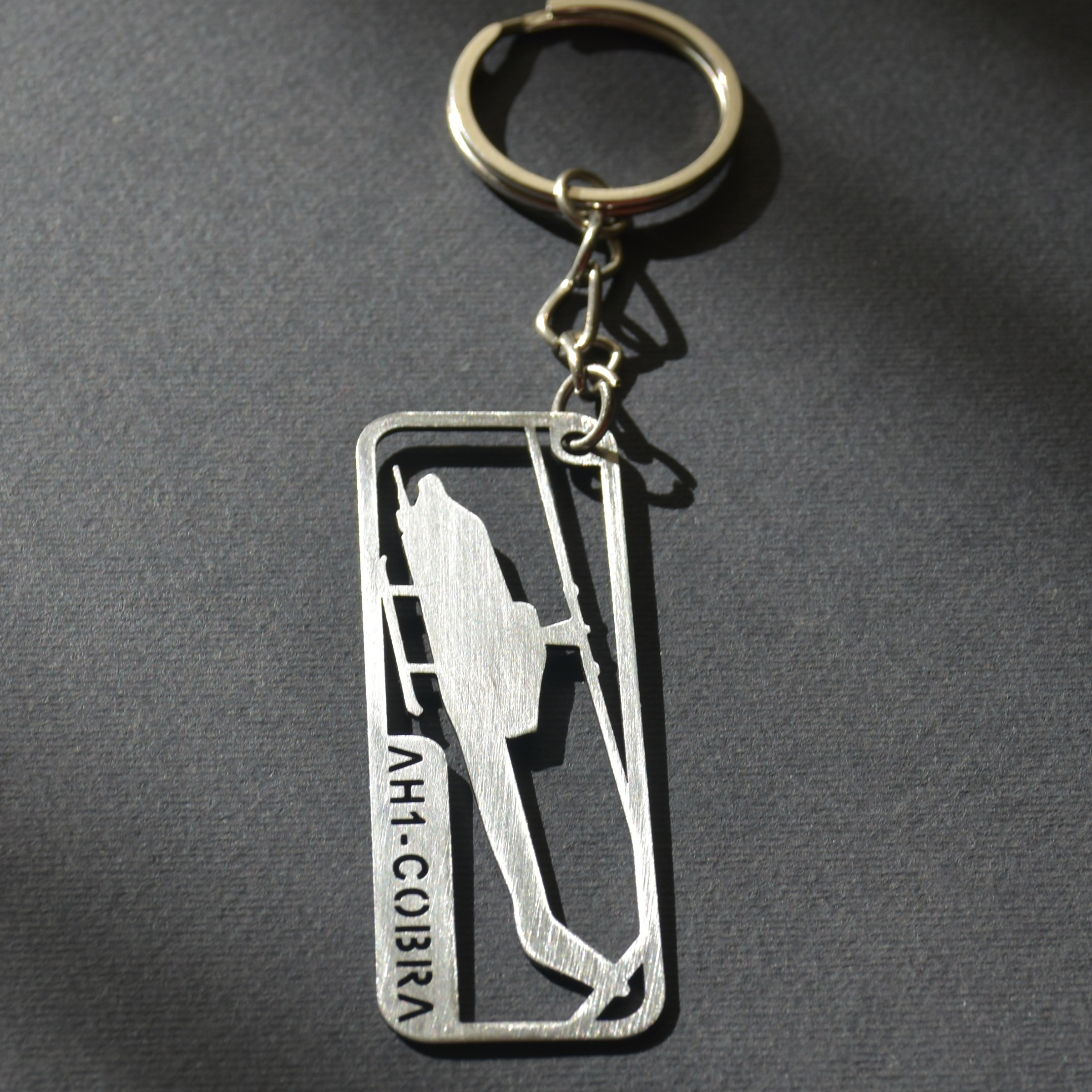 جاکلیدی مدل هلیکوپتر کبرا تاو