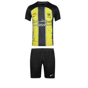 نقد و بررسی ست تیشرت و شلوارک ورزشی پسرانه طرح الاتحاد مدل بنزما2024 توسط خریداران