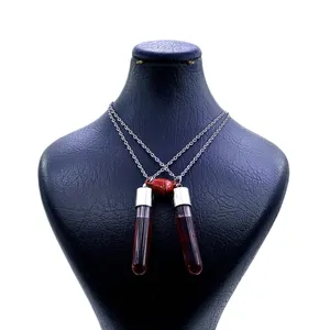 گردنبند مدل شیشه و قلب عشق
