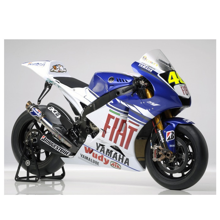 موتور بازی مدل YAMAHA YZR-M1 WORLD CHAMPION 2008