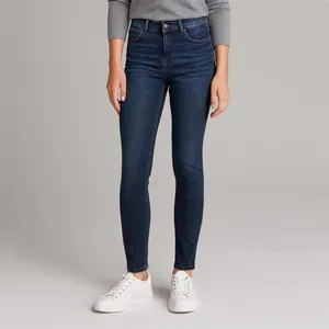 شلوار جین زنانه اسمارا مدل 9555158