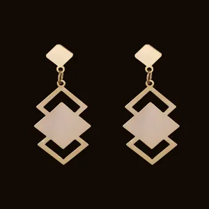 گوشواره طلا 18 عیار زنانه آمانژ کد D10041