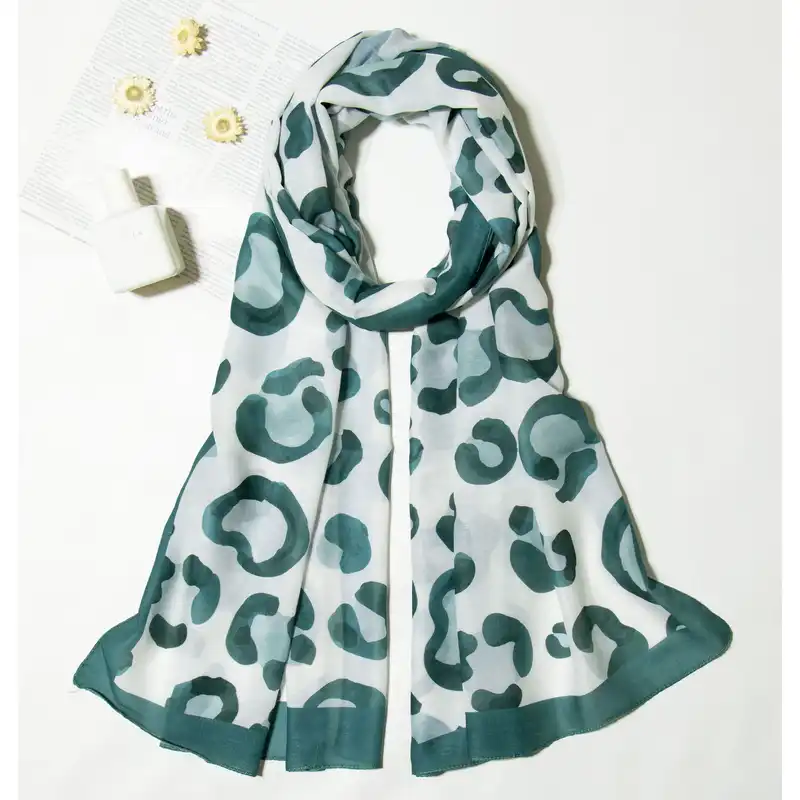 شال زنانه مدل نخی تابستانه خنک پلنگی کد a-1713