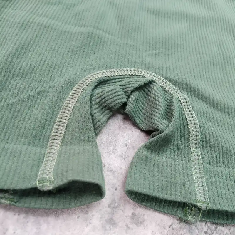 ست تاپ و شلوارک ورزشی زنانه مدل WS120-120