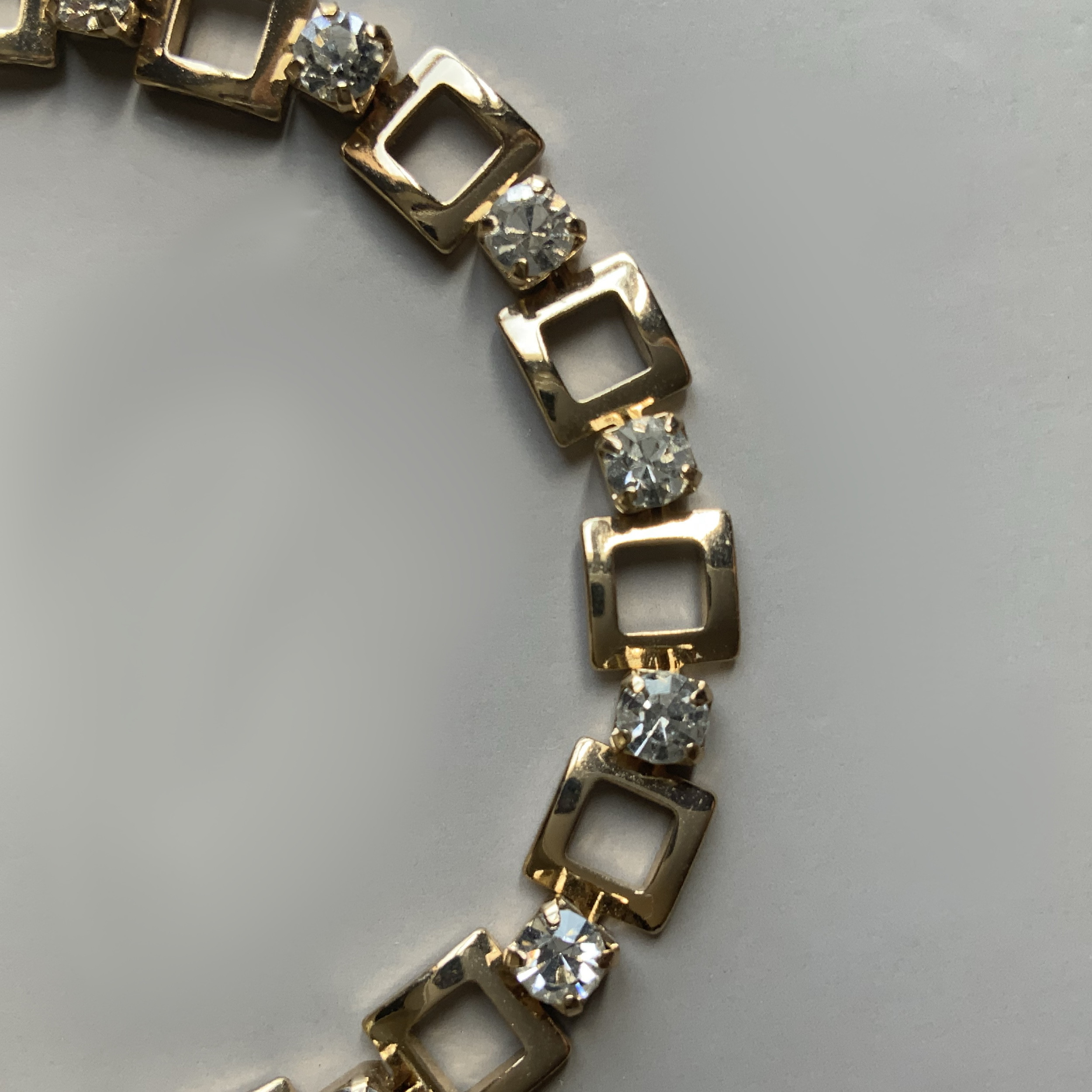 دستبند زنانه تاش مدل AB1199-007 دستبند زنانه تاش مدل AB1199-007