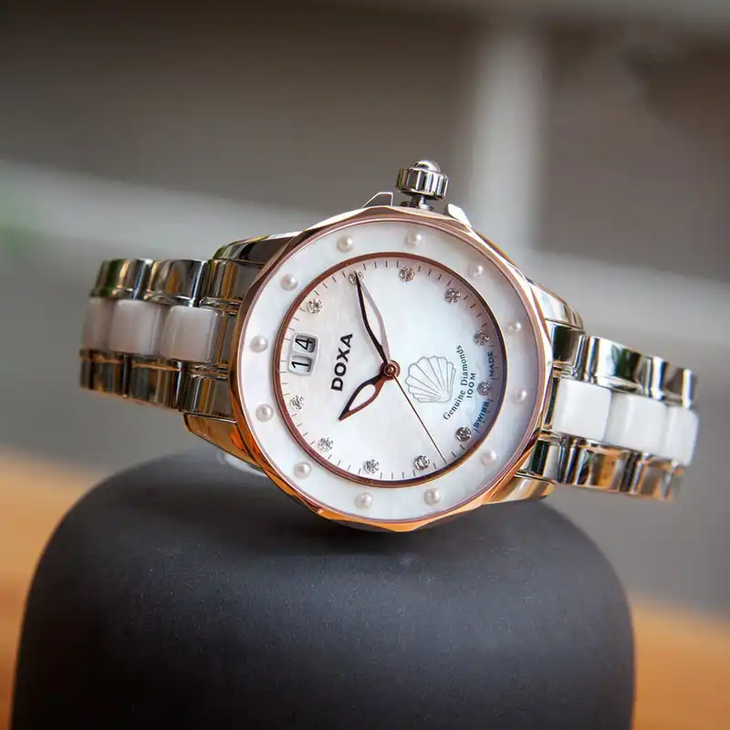 ساعت مچی عقربه ای زنانه دوکسا مدل D151RMW