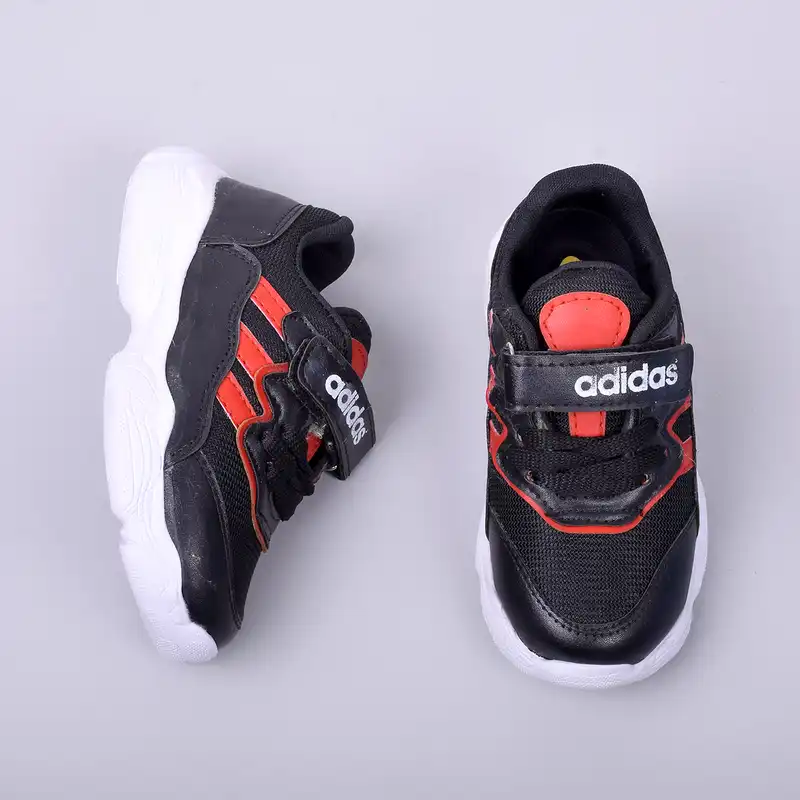 کفش راحتی  مدل داتیس کد BK.RD.3280