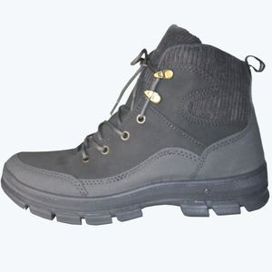 نقد و بررسی کفش کوهنوردی مردانه نسیم مدل مکوان پاور کد NSM 400 makvan P توسط خریداران