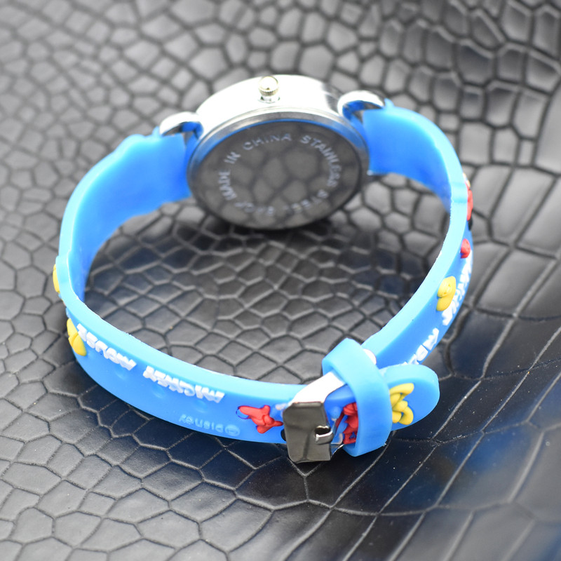 ساعت مچی عقربه ای بچگانه مدل mine101