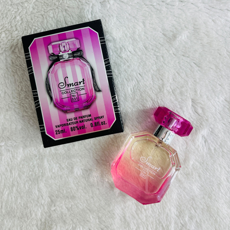 عطر جیبی زنانه اسمارت کالکشن مدل victoria secret bombshell کد  531 حجم 25 میلی لیتر
