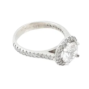 انگشتر نقره زنانه مدل دورسنگ