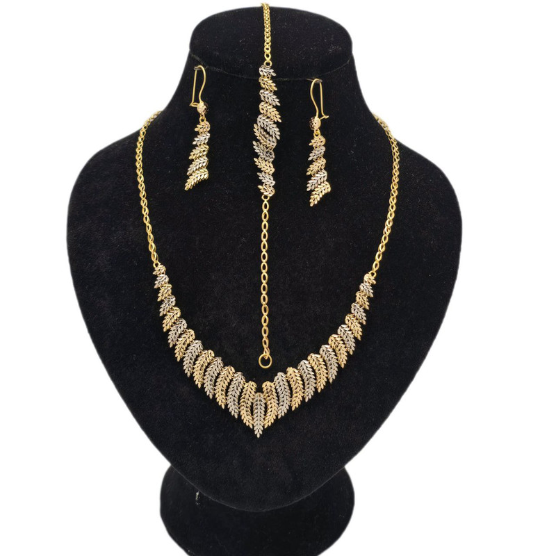 نیم ست طلا 18 عیار زنانه طلا و شمش برلیان مدل پَر