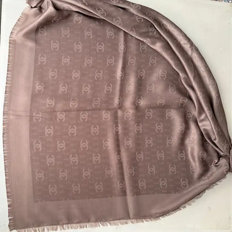 روسری زنانه مدل نخی ژاکارد اداری رسمی دور ریش قواره بزرگ ۱۴۰