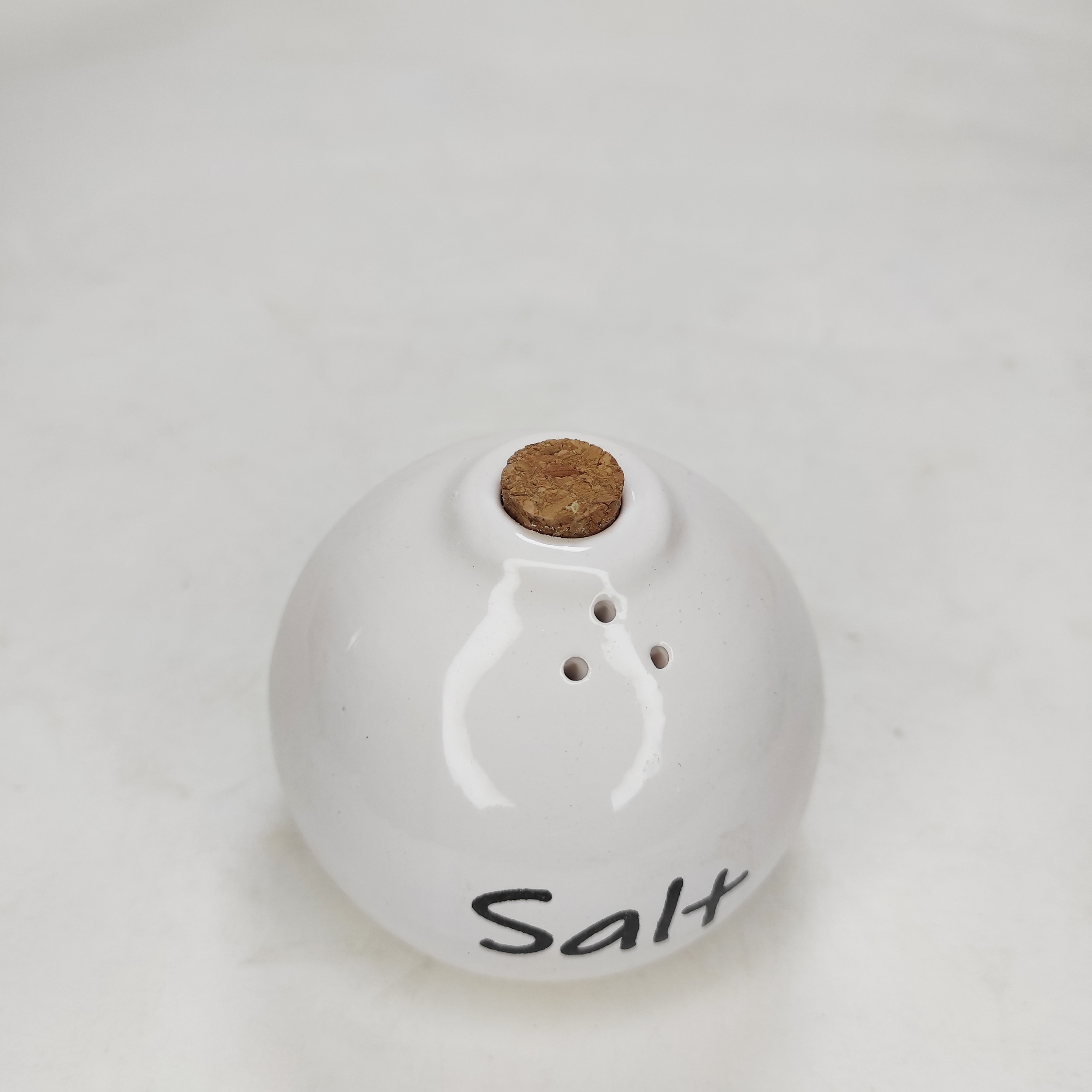 نمکدان مدل نقلی طرح SALT نمکدان مدل نقلی طرح SALT