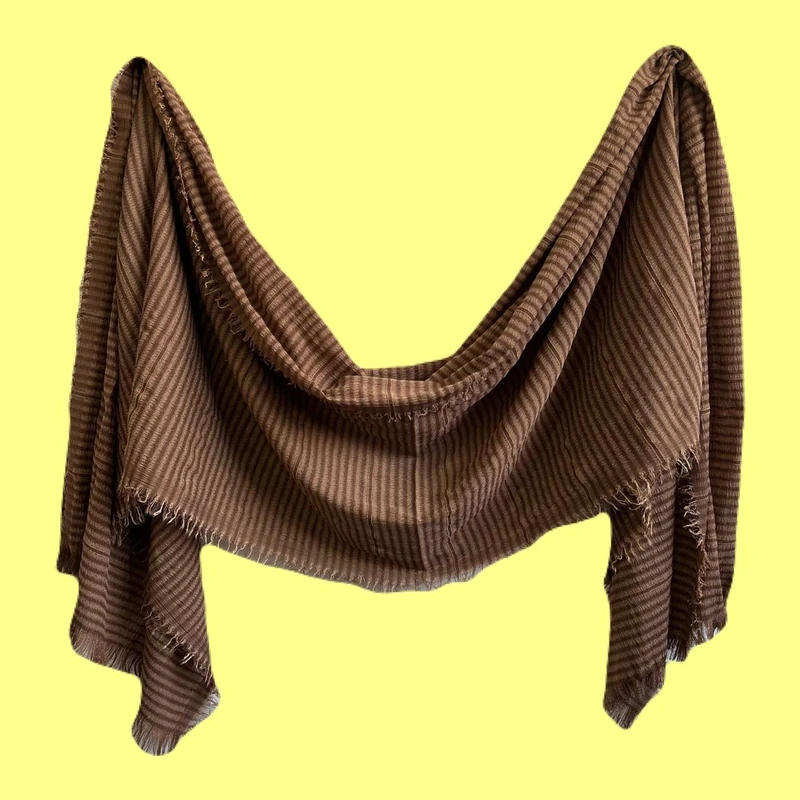 شال زنانه مدل راه راه ریشه پرزی کد ۰۰۹۶