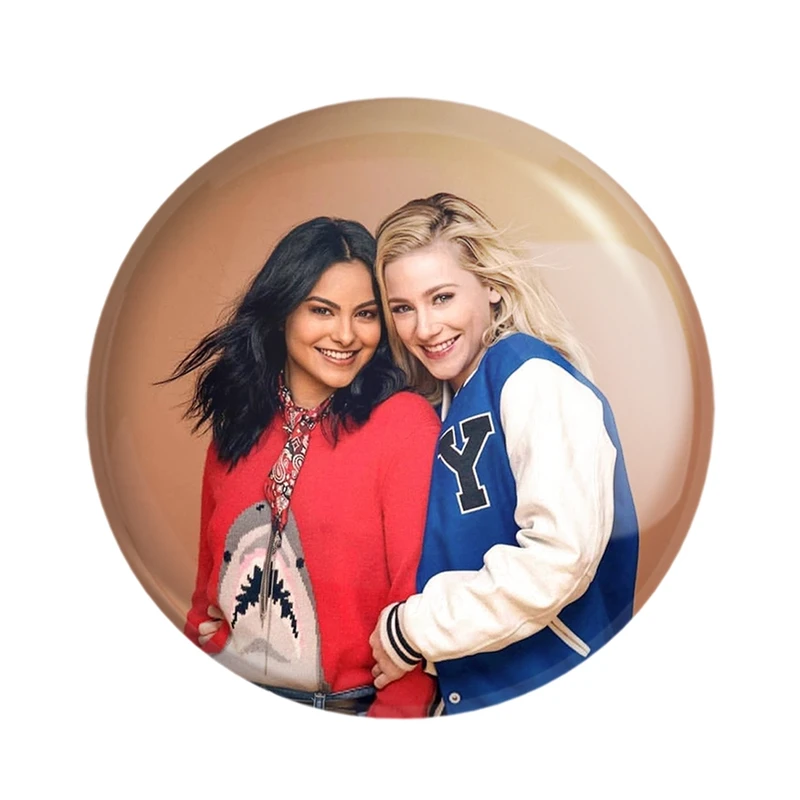 مگنت خندالو مدل بتی و ورونیکا سریال ریوردیل Rierdale کد 28470