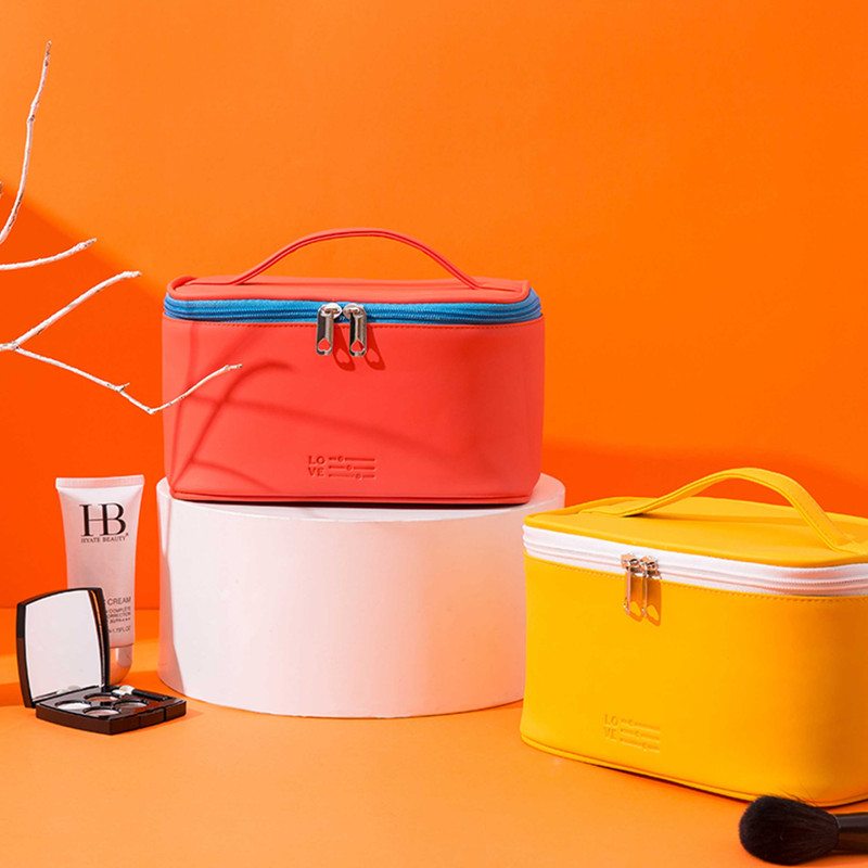 کیف لوازم آرایش زنانه مدل J-49