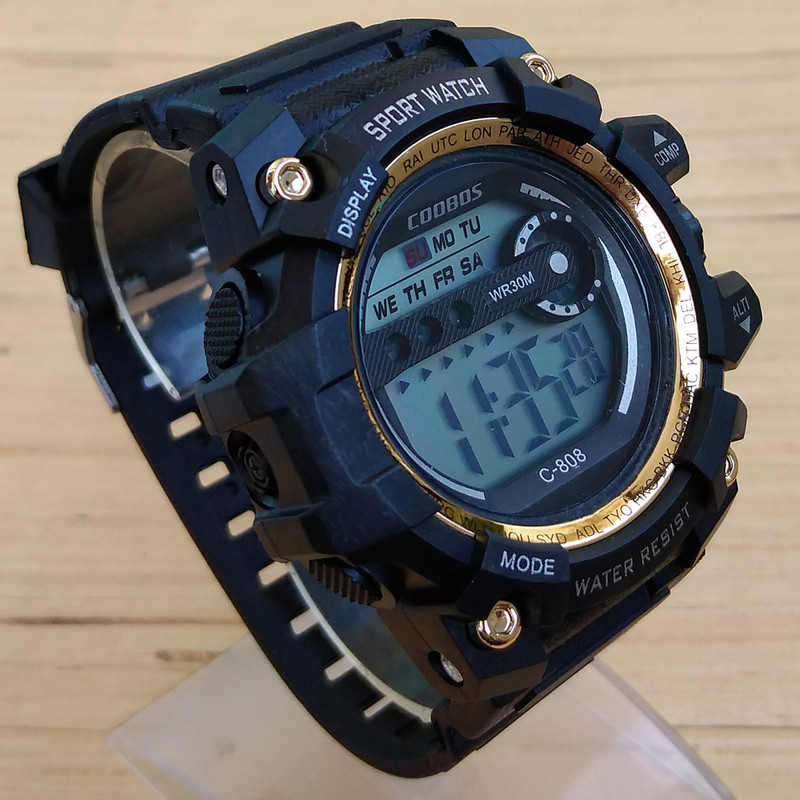 ساعت مچی دیجیتال مدل اسپرت کد 300