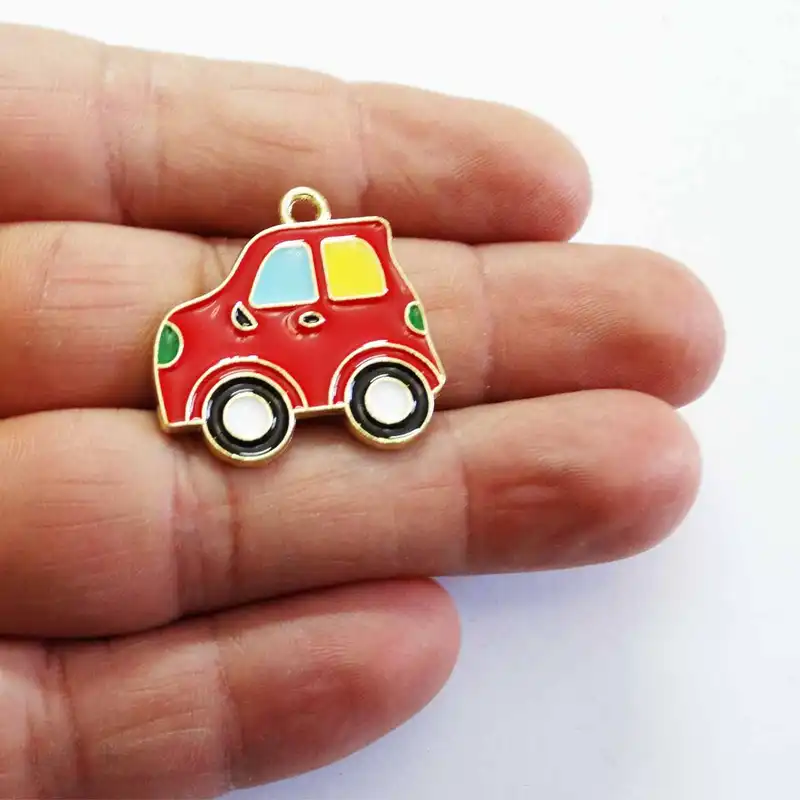 آویز گردنبند بچگانه مدل ماشین زیبا کد AG 1051