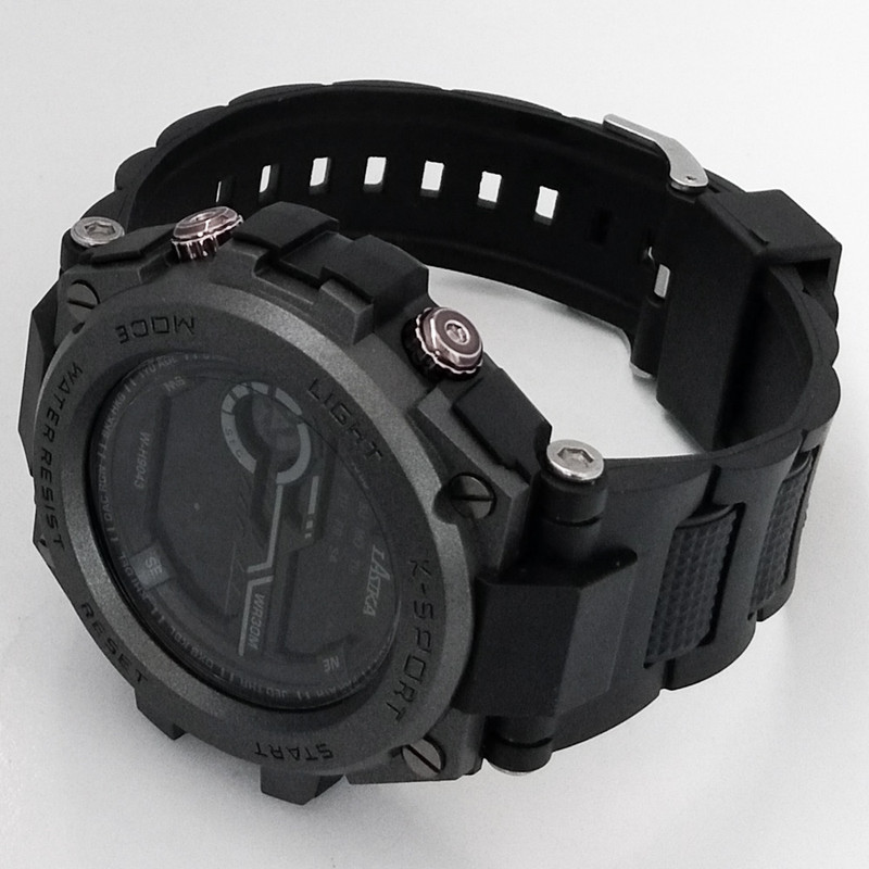 ساعت مچی دیجیتال پسرانه مدل ضد آب چراغ دار کرنومتر کد 13