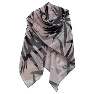 روسری زنانه مدل نخی چهارفصل قواره بزرگ کد 1170