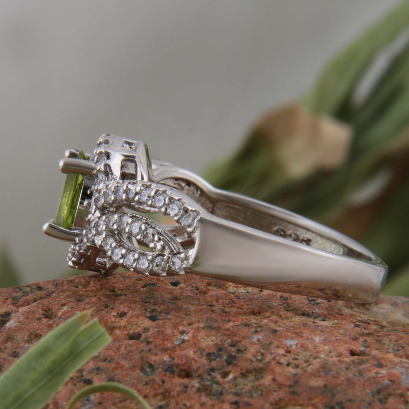 انگشتر نقره زنانه بازرگانی میلادی مدل سنگ زبرجد نگین برلیان بدون ریزش ابکاری رادیوم کد AWR_1526