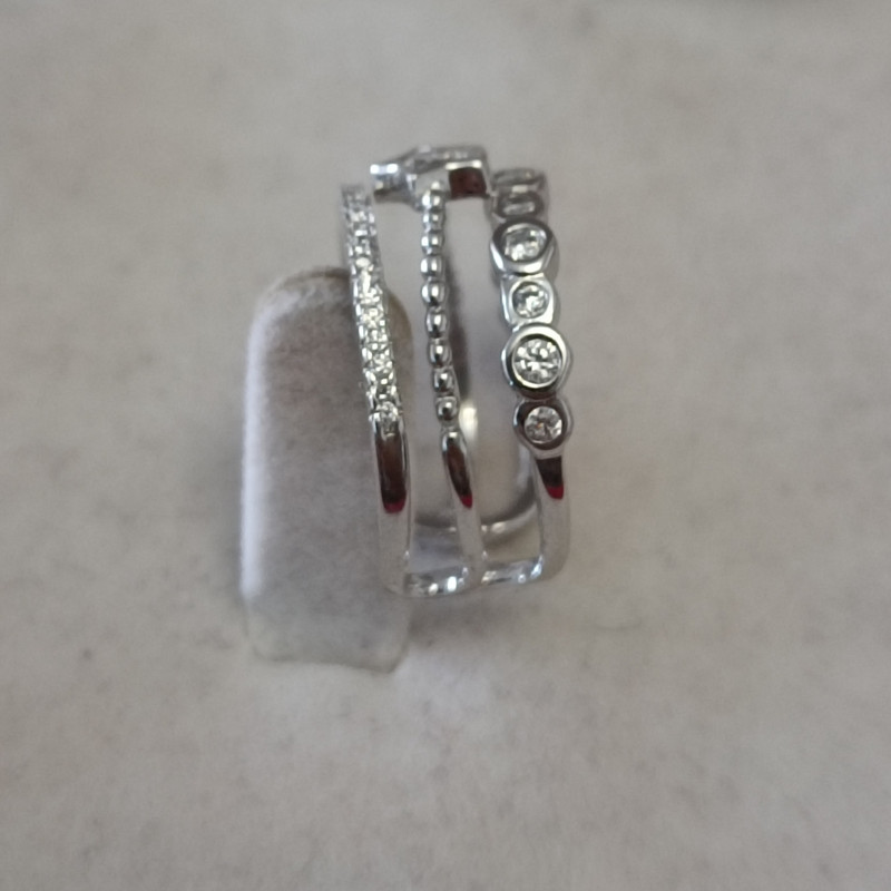 انگشتر زنانه مدل تاج نگین دار