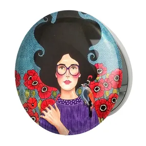 آینه جیبی خندالو طرح دخترونه مدل تاشو کد 6148 