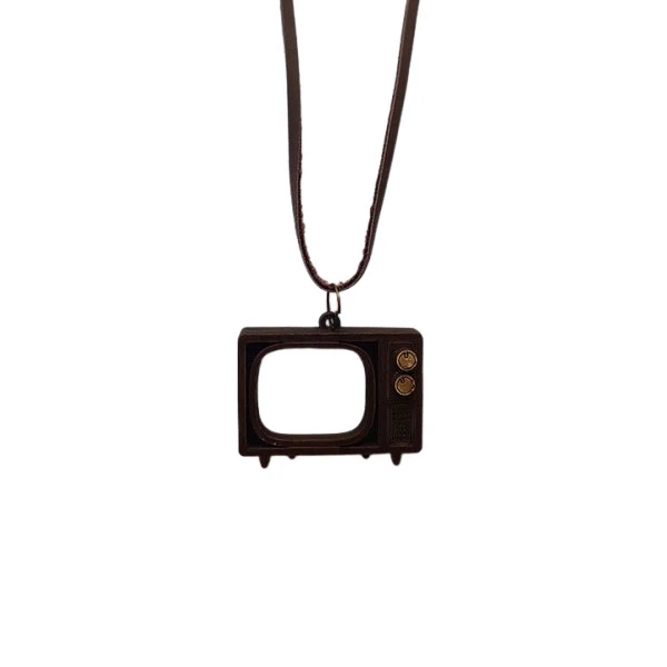 گردنبند زنانه مدل چوبی طرح تلویزیون قدیمی کد NC156