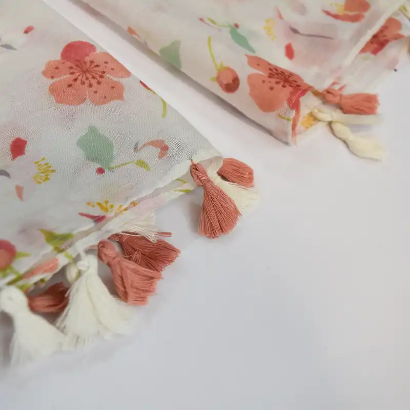 شال زنانه مدل TRF کد 1