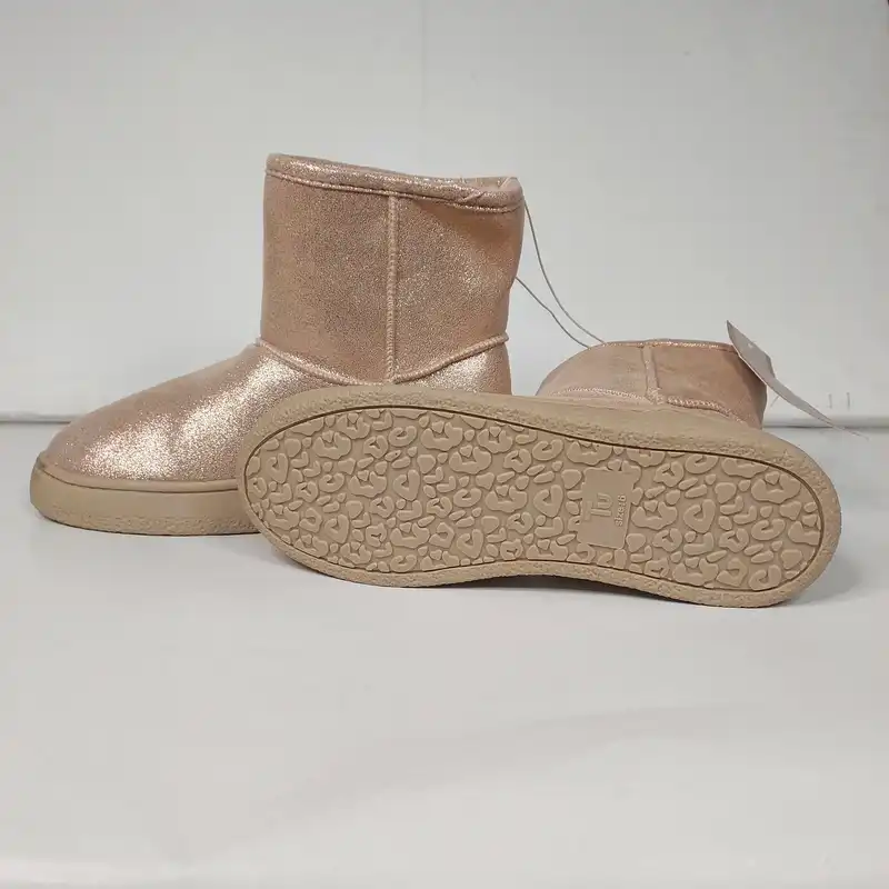 نیم بوت زنانه تی یو مدل اکلیلی