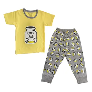 ست تی شرت و شلوار بچگانه بی بی گیفت مدل شیر کد 3001