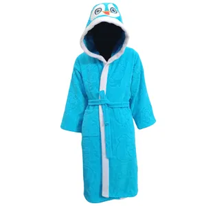 حوله پالتویی کودک ساینا طرح پنگوئن سایز 80